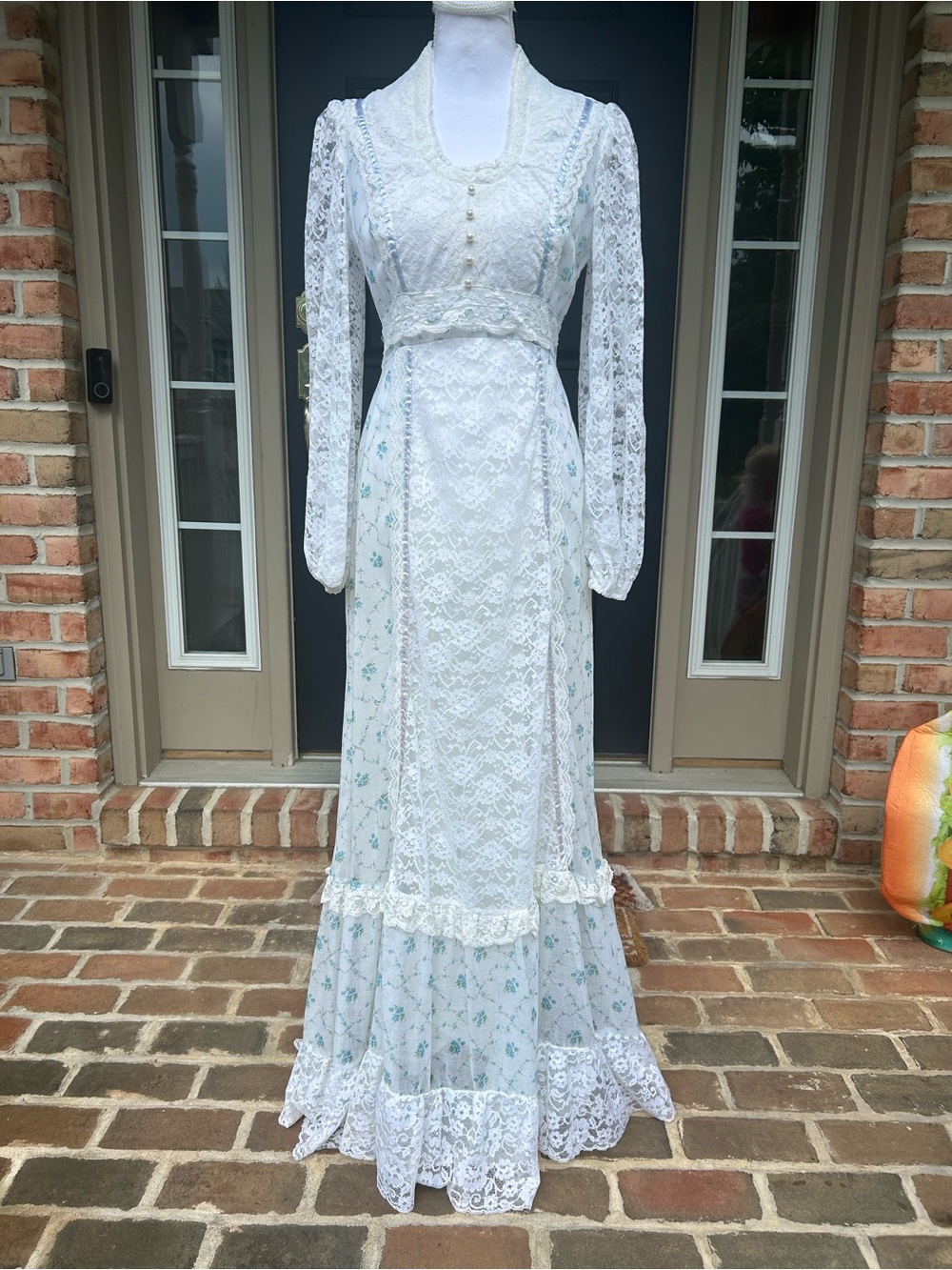 Vintage 70s calico prairie maxi dress sheer white floral lace bib sleeves S
